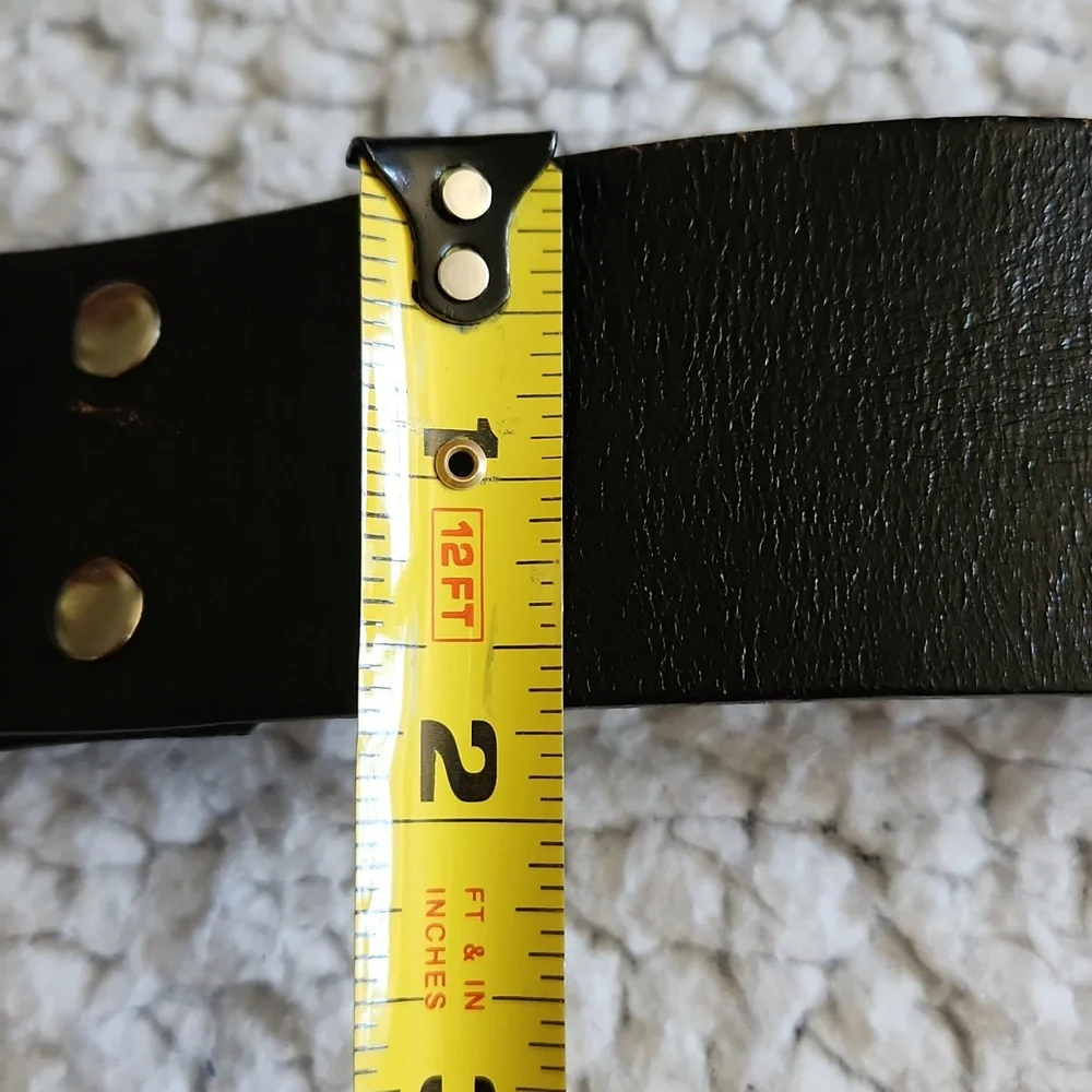 Black leather belt w/ black leather buckle Sz 36